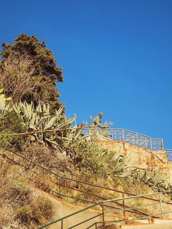 Zia Letizia Bed And Wine Hotel Monterosso al Mare 2*,