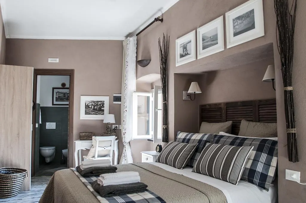 Zia Letizia Bed And Wine Hotel Monterosso al Mare Italy